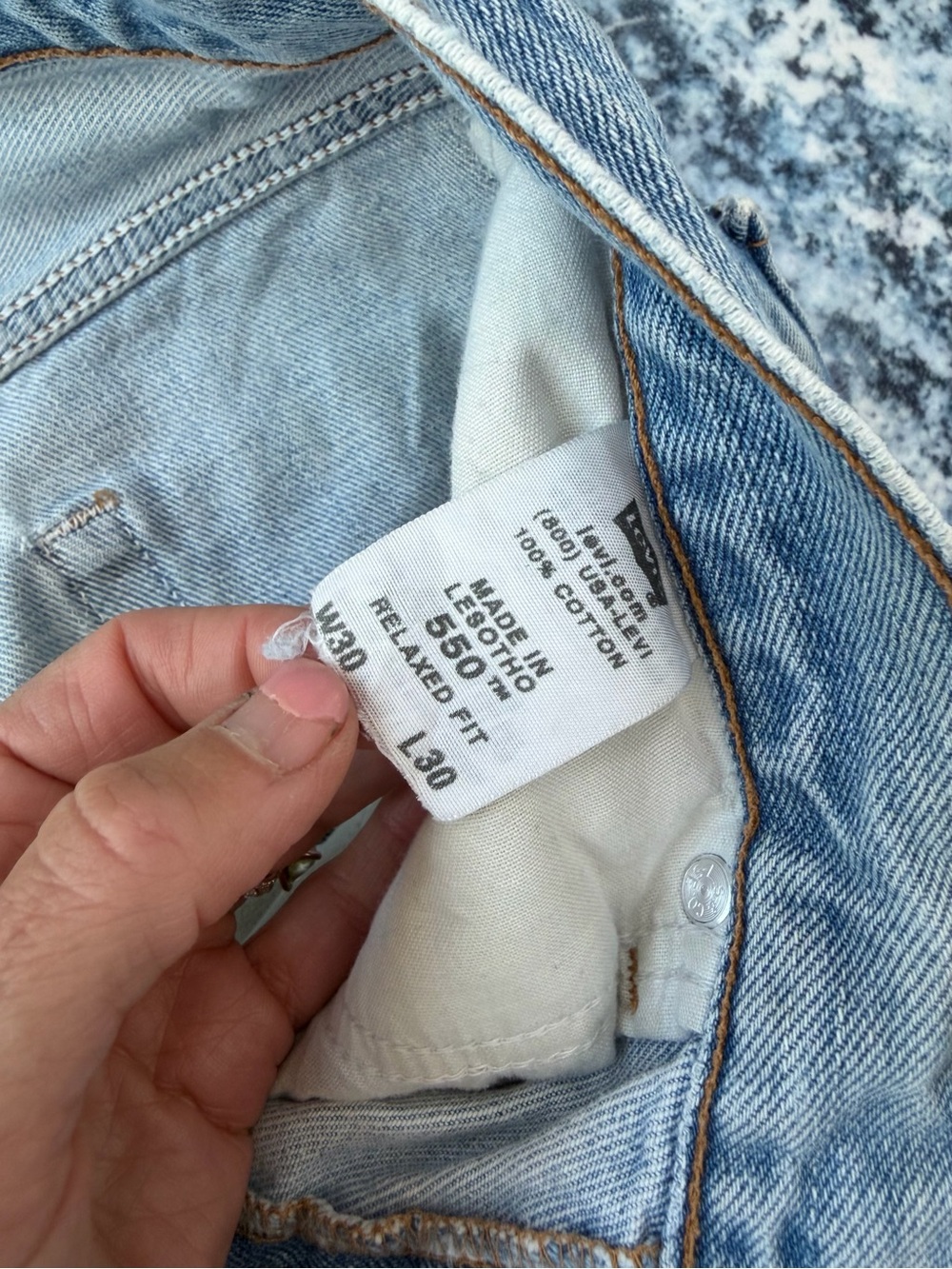 Vintage Levi’s 550 Relaxed Fit Jeans W30 L30 100% Cotton Light Wash Y2K - Picture 6 of 9